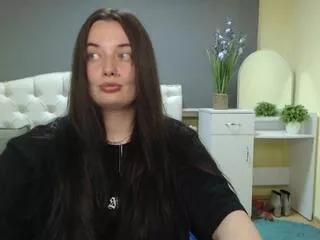 milana_ora from Flirt4Free is Freechat