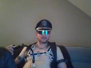 nick_chaser from Flirt4Free is Freechat