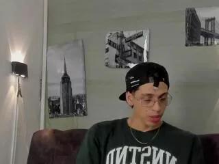 nikolai_drake from Flirt4Free is Freechat