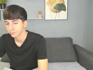 quentin_blake from Flirt4Free is Freechat