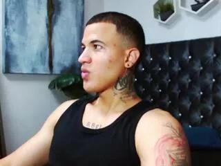 rocco_santos from Flirt4Free is Freechat