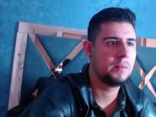 ryan_evanns from Flirt4Free is Freechat