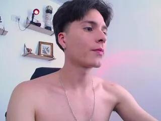ryan_rousse from Flirt4Free is Freechat