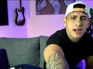 ryan_walker from Flirt4Free is Freechat