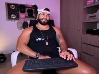 Girls free live sex cams: Check out the satisfaction of typing and cam2cam with our sensual livestreamers, who will teach you all about temptation and desires with their smoking hot physiques.
