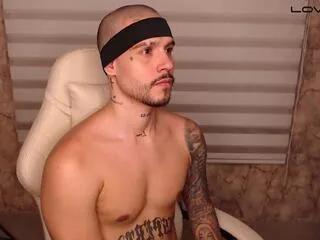 william_madrid from Flirt4Free is Freechat