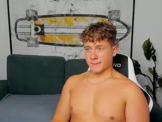 zeke_carter from Flirt4Free is Freechat