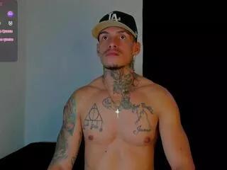 zyon_garcia from Flirt4Free is Freechat