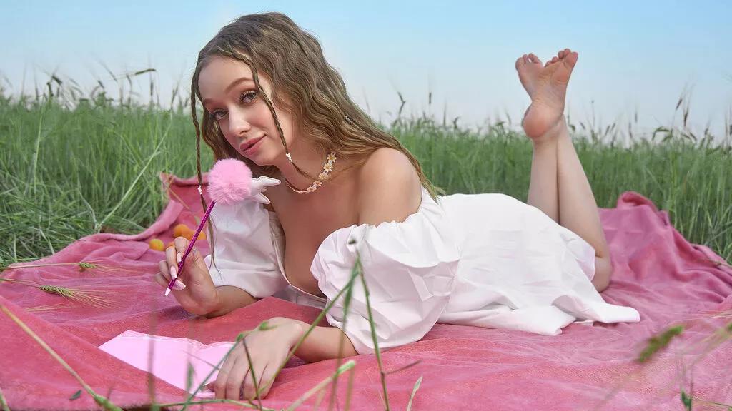 Girls free live sex cams: Check out the satisfaction of typing and cam2cam with our sensual livestreamers, who will teach you all about temptation and desires with their smoking hot physiques.