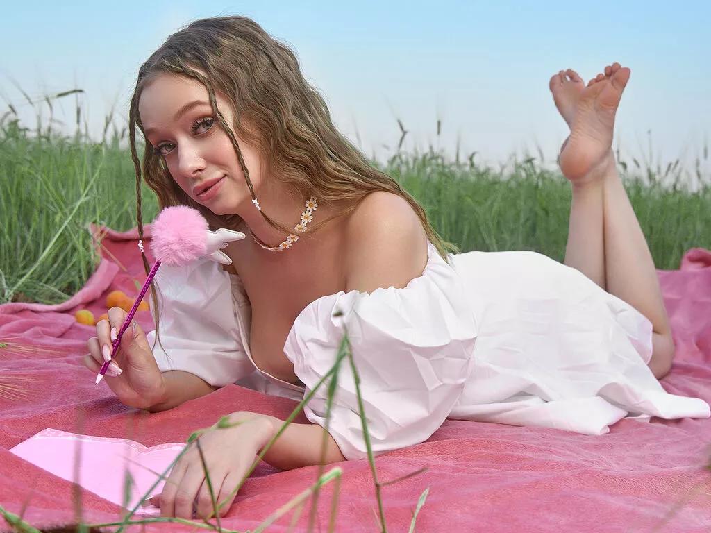 Girls free live sex cams: Check out the satisfaction of typing and cam2cam with our sensual livestreamers, who will teach you all about temptation and desires with their smoking hot physiques.