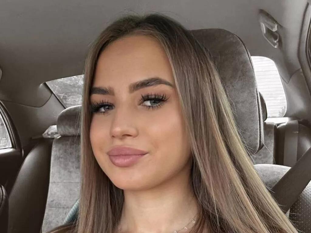 AliceCire from LiveJasmin is Freechat