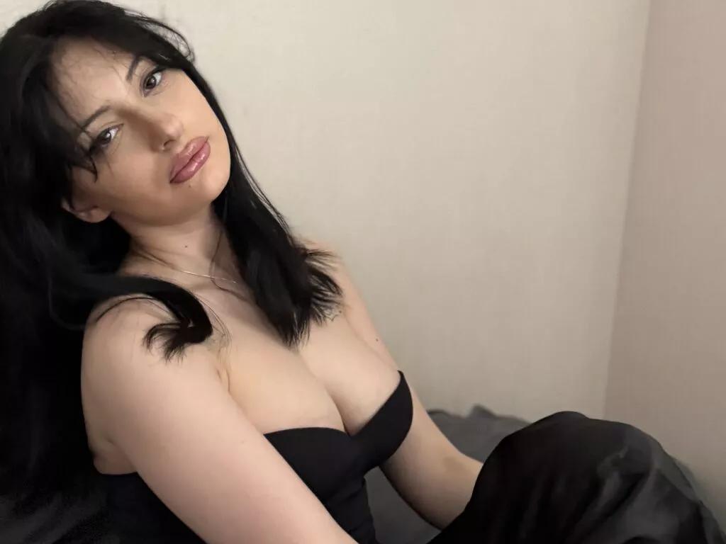 AliceFinnch from LiveJasmin is Freechat