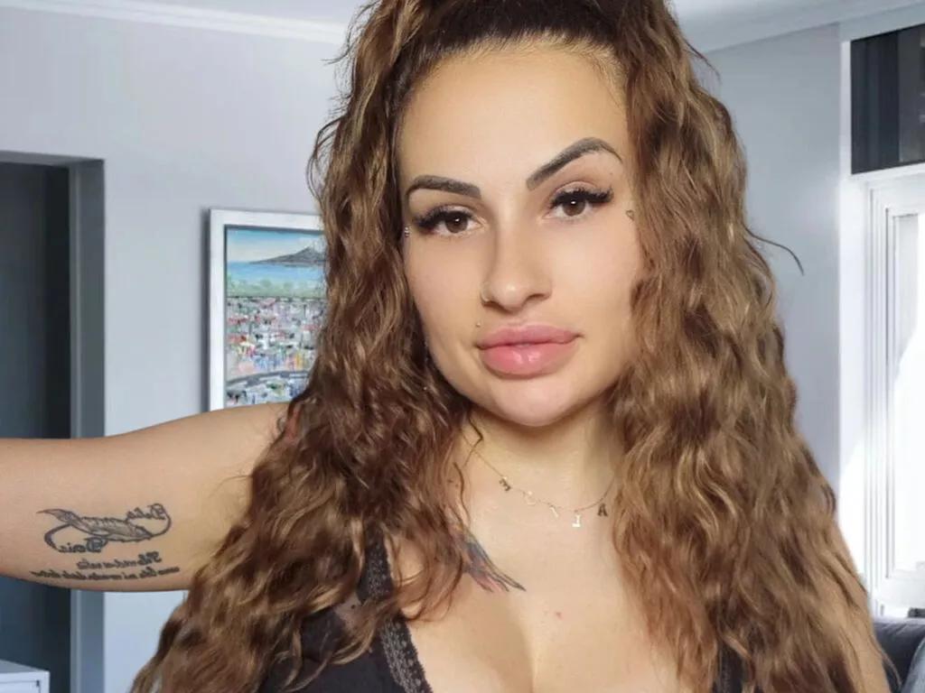 AliceGraciela from LiveJasmin is Freechat