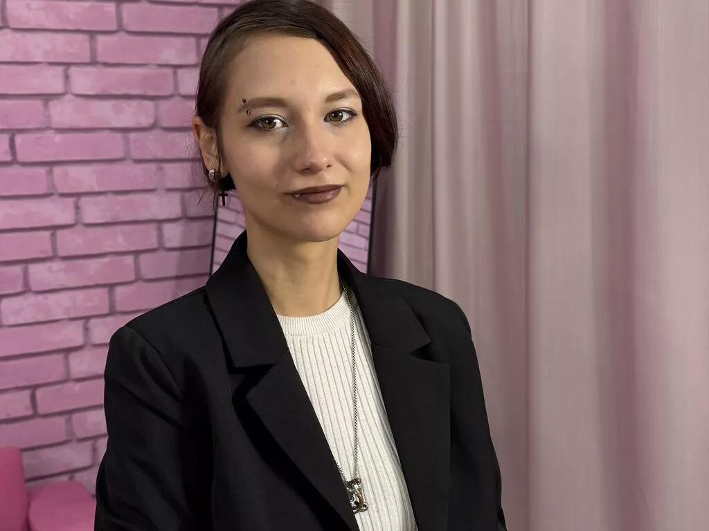 AlisaWinsor from LiveJasmin is Freechat