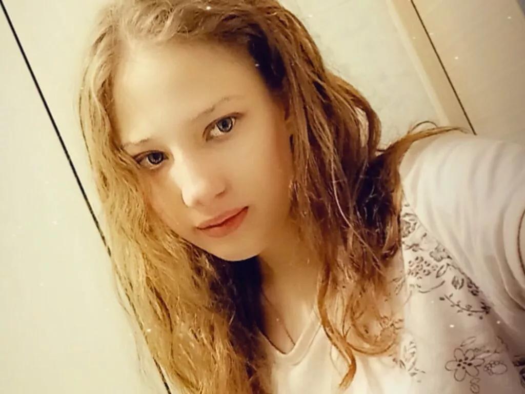 AmandaMini from LiveJasmin is Freechat