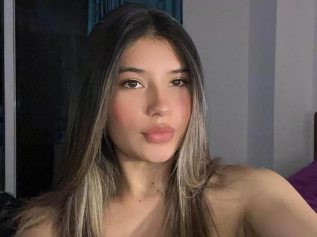AmberCols from LiveJasmin is Freechat