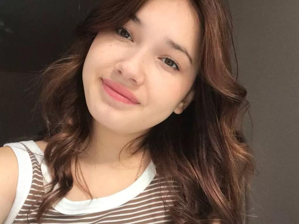 AngelLillia from LiveJasmin is Freechat