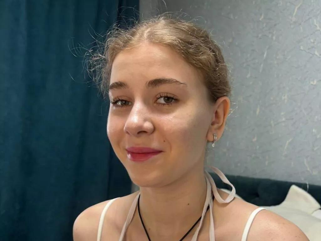 AnnaMartt from LiveJasmin is Freechat