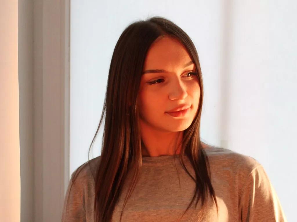 CamilaRoleks from LiveJasmin is Freechat