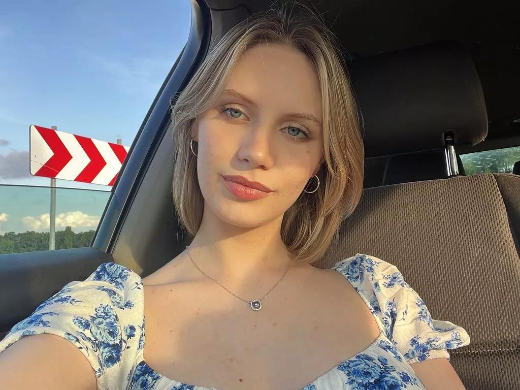 CherryRose from LiveJasmin is Freechat