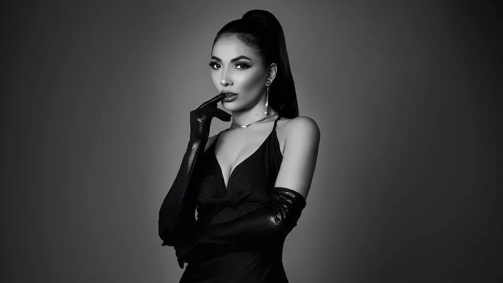 Girls free live sex cams: Check out the satisfaction of typing and cam2cam with our sensual livestreamers, who will teach you all about temptation and desires with their smoking hot physiques.