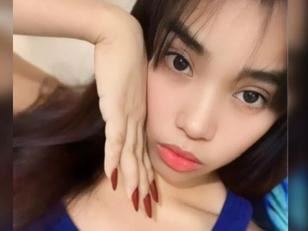 EmilyCian from LiveJasmin is Freechat