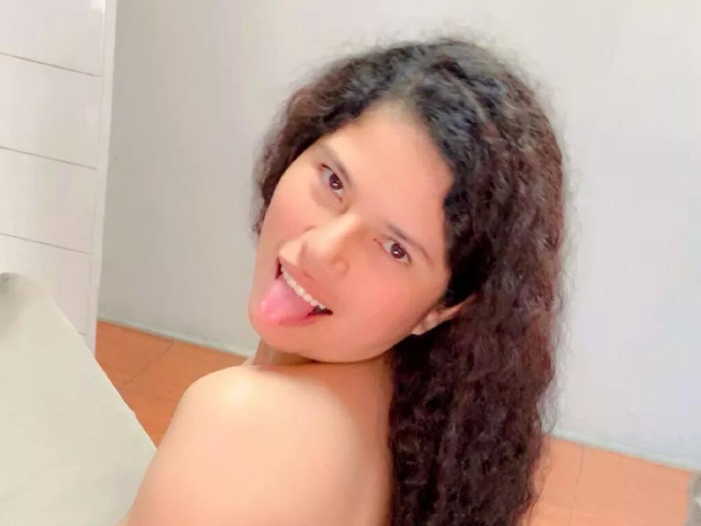 EmilyCm from LiveJasmin is Freechat