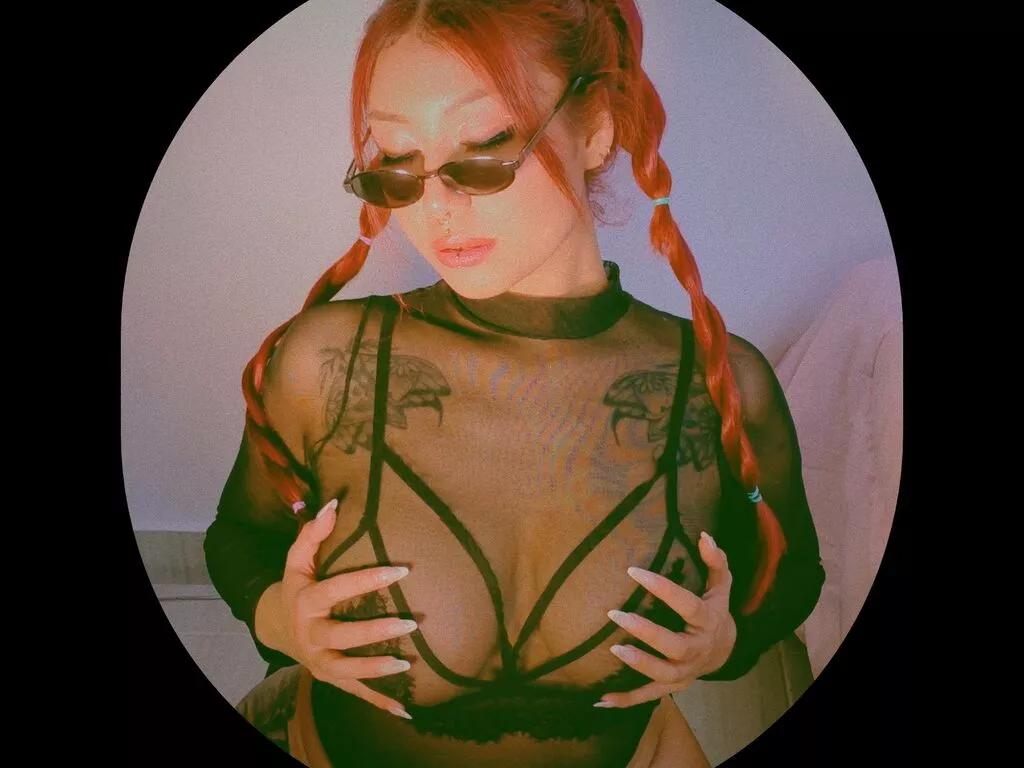 EmilyFills from LiveJasmin is Freechat