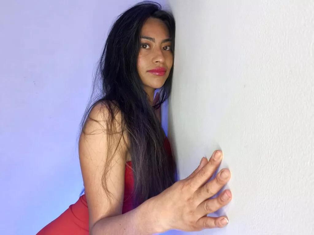 EmilyMitche from LiveJasmin is Freechat