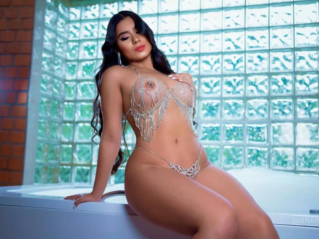 Girls free live sex cams: Check out the satisfaction of typing and cam2cam with our sensual livestreamers, who will teach you all about temptation and desires with their smoking hot physiques.