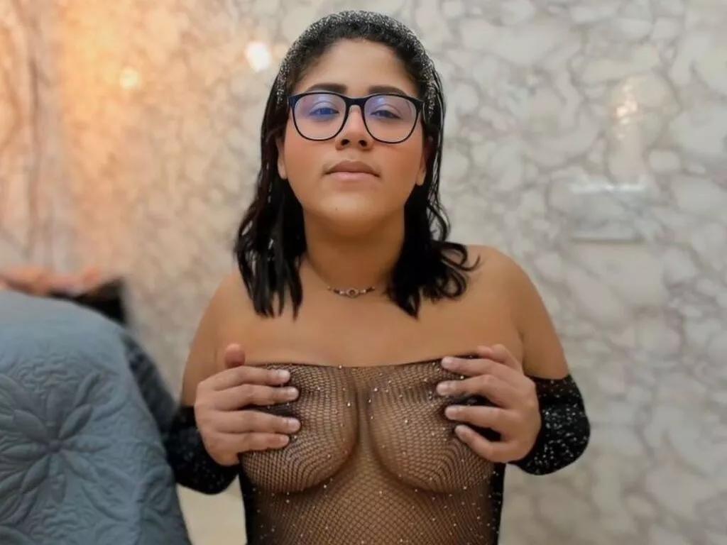 HanaRosie from LiveJasmin is Freechat