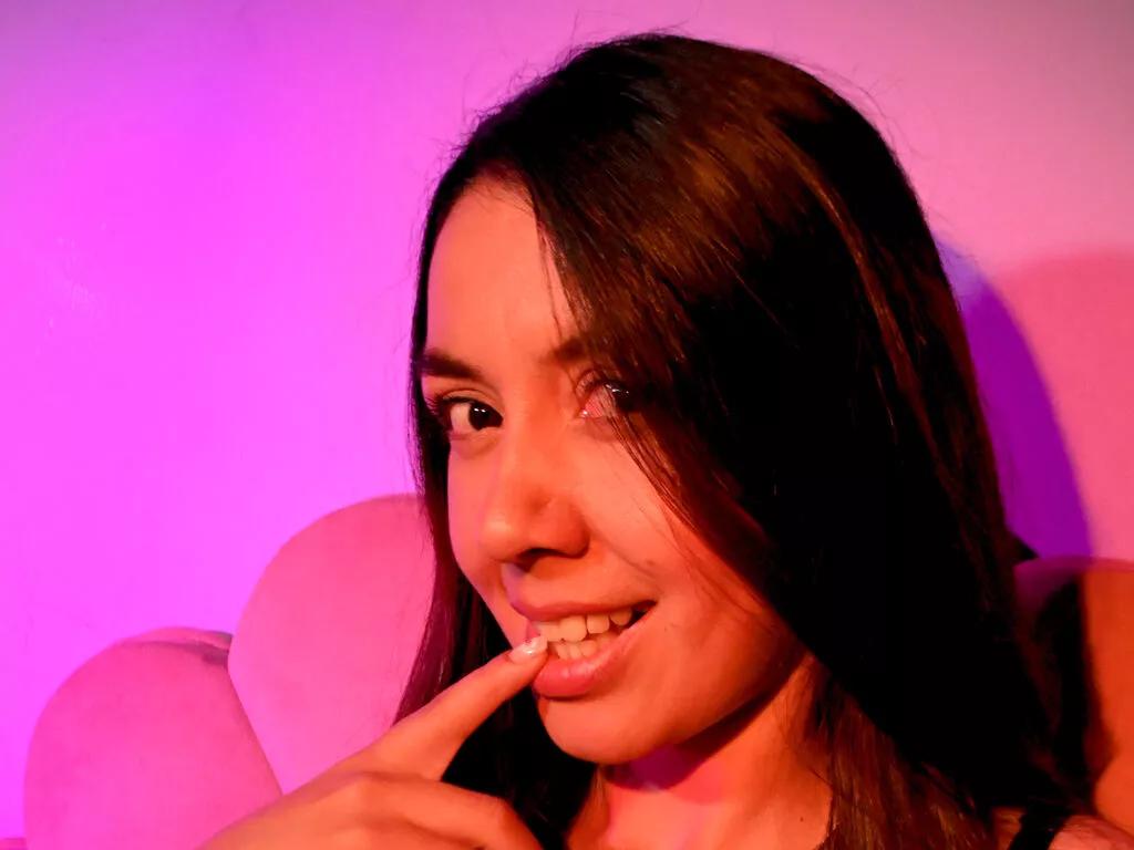 IssabellaEvans from LiveJasmin is Freechat
