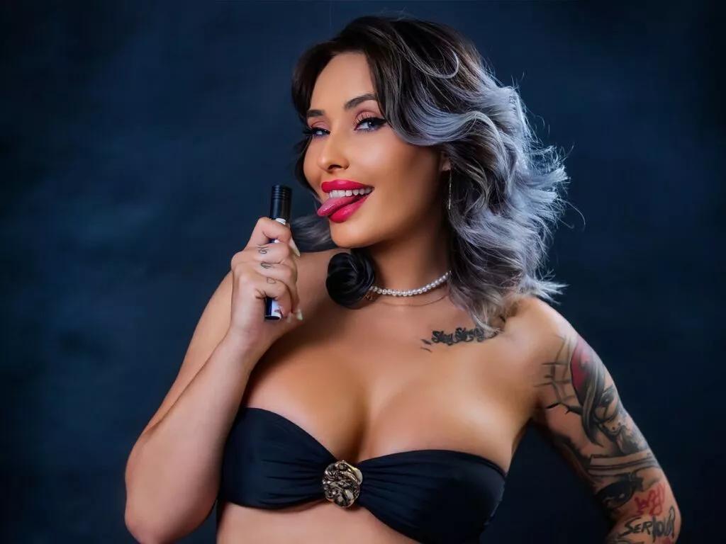 IssaSmith from LiveJasmin is Freechat