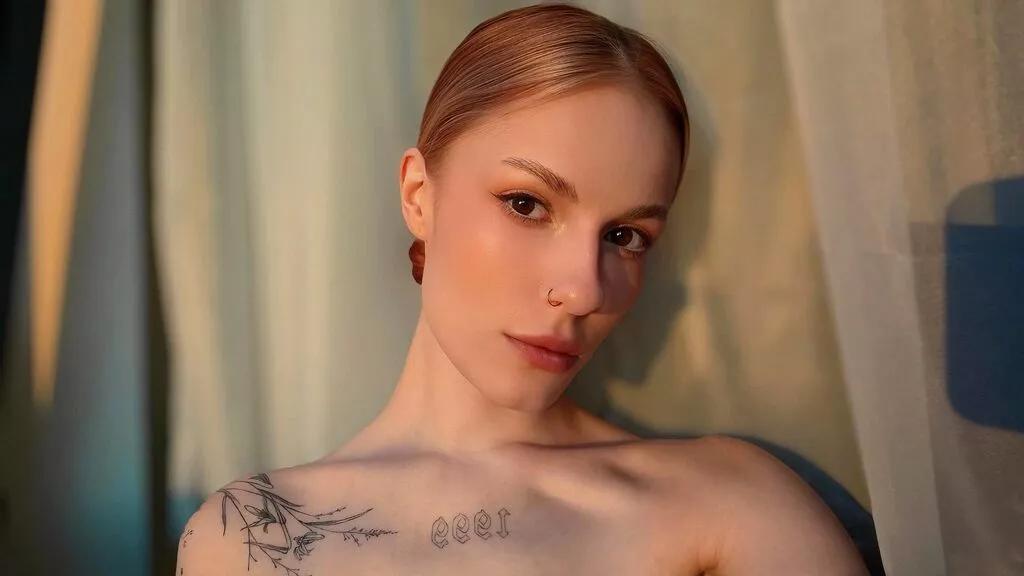 Girls free live sex cams: Check out the satisfaction of typing and cam2cam with our sensual livestreamers, who will teach you all about temptation and desires with their smoking hot physiques.