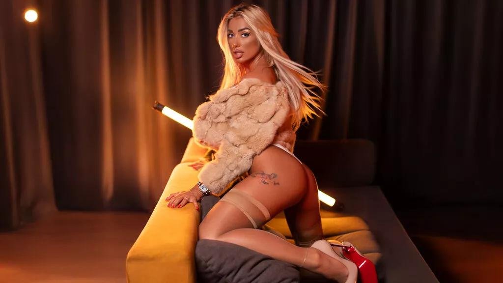 Girls free live sex cams: Check out the satisfaction of typing and cam2cam with our sensual livestreamers, who will teach you all about temptation and desires with their smoking hot physiques.