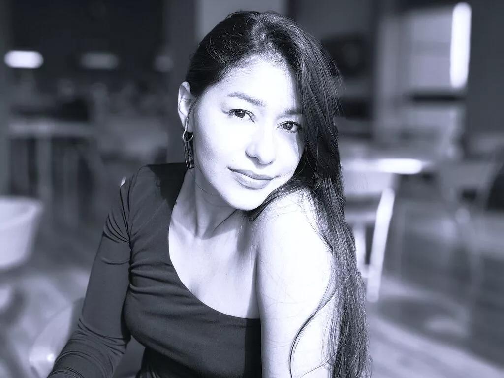 LauraCanek from LiveJasmin is Freechat