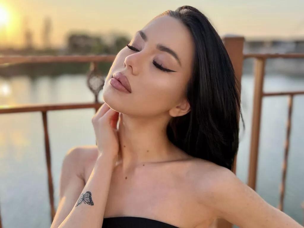 LeyaFoxhall from LiveJasmin is Freechat