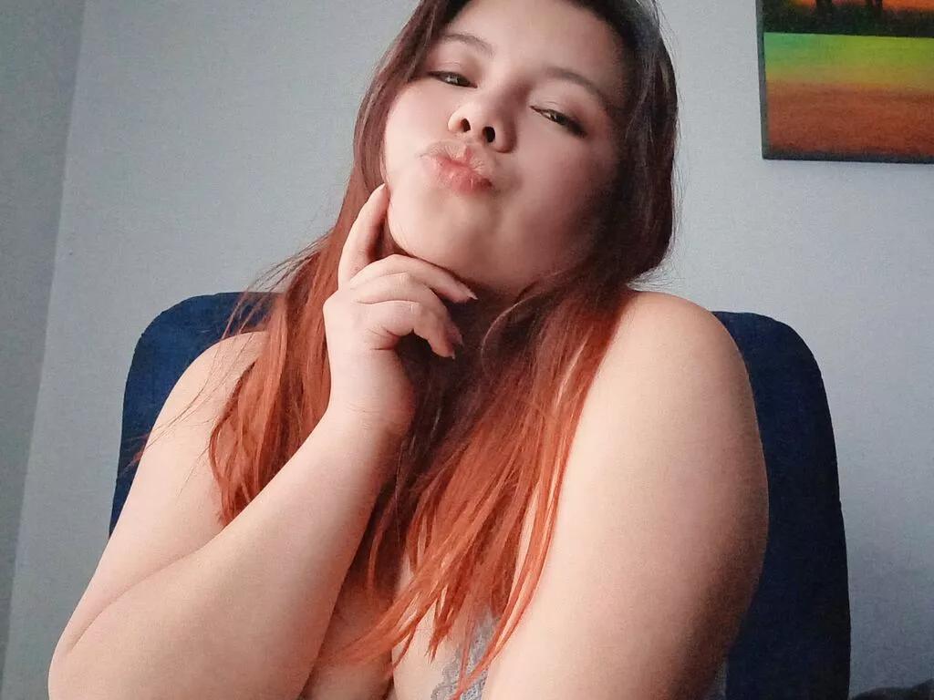 LucyPetit from LiveJasmin is Freechat