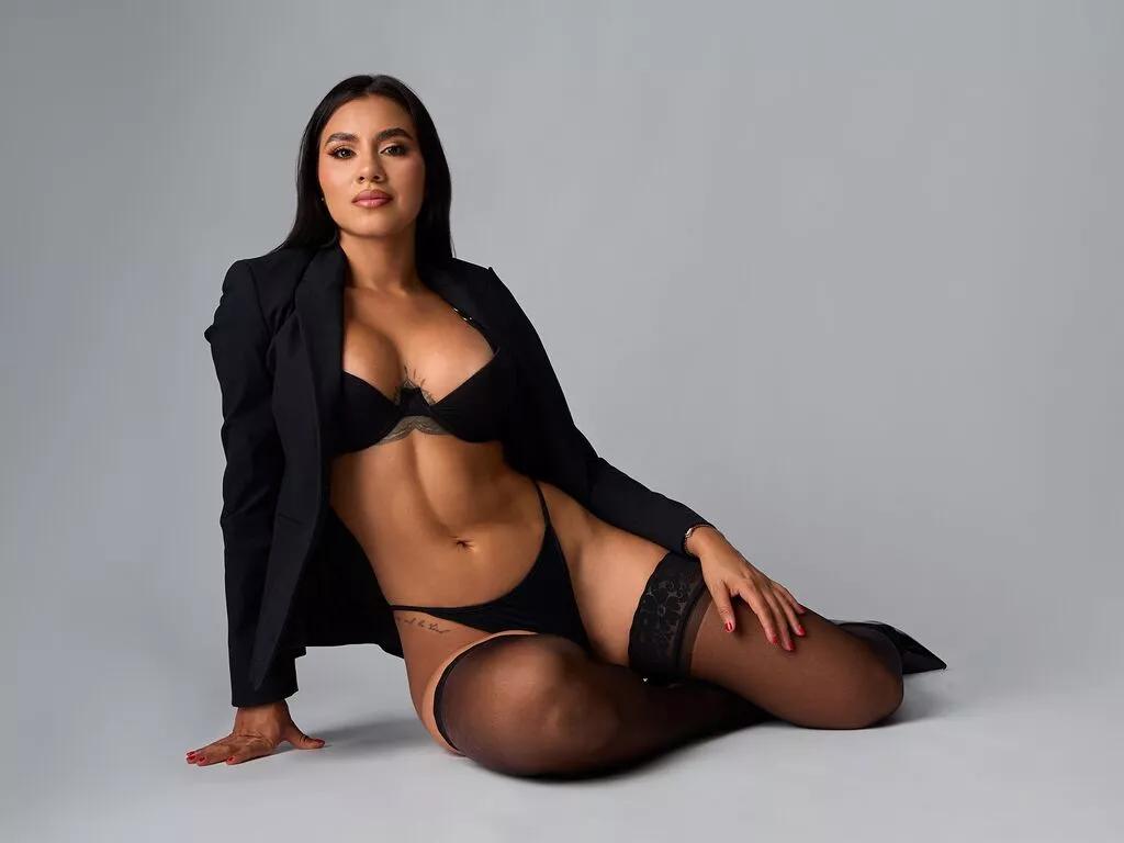 MagyLuna from LiveJasmin is Freechat