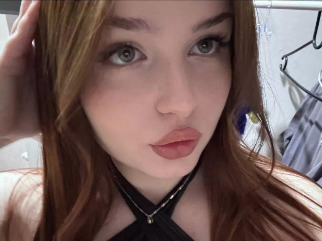 MariaReiiden from LiveJasmin is Freechat