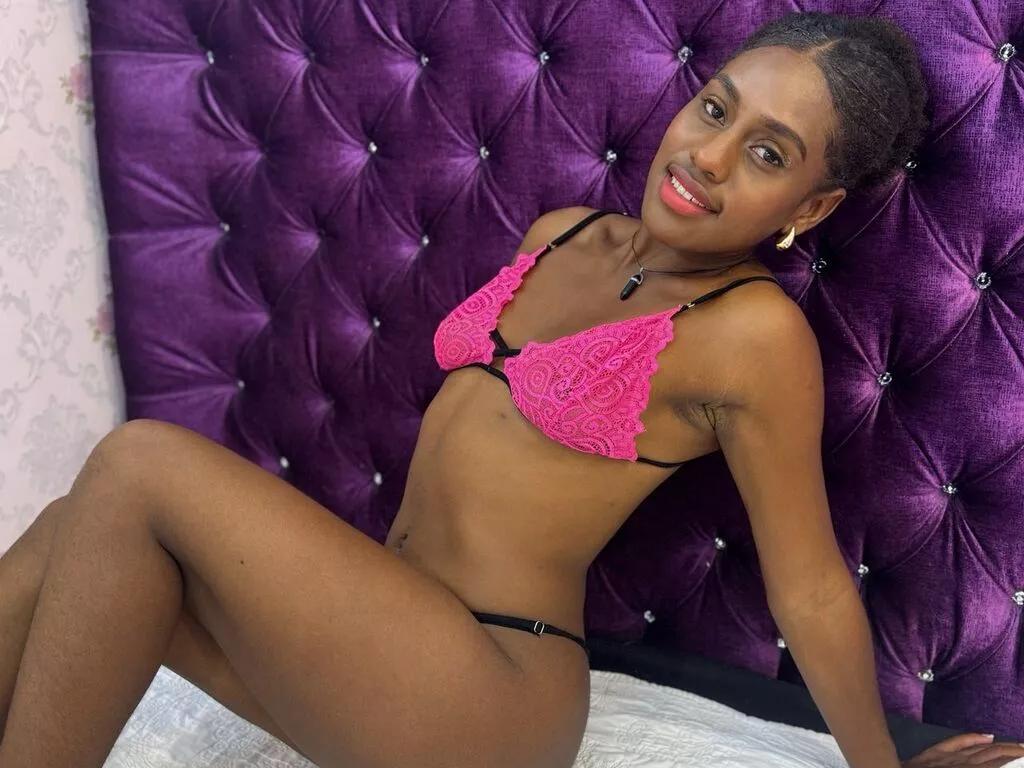 MartinaHands from LiveJasmin is Freechat