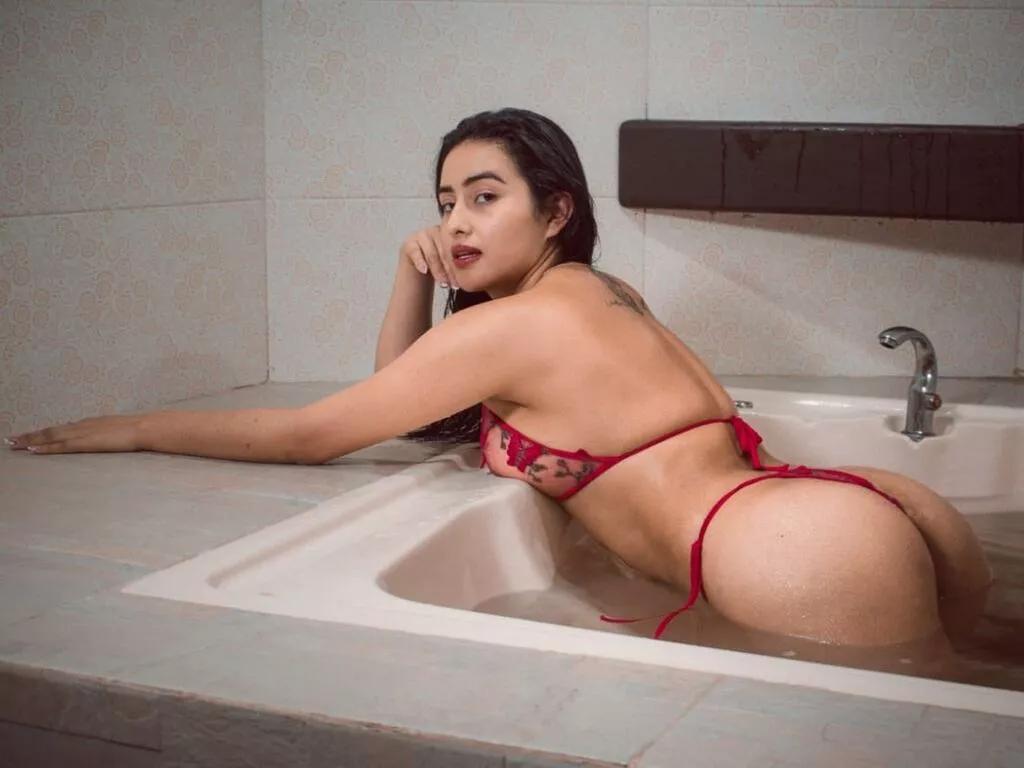 Photos of RaisaRuiz from LiveJasmin is Freechat