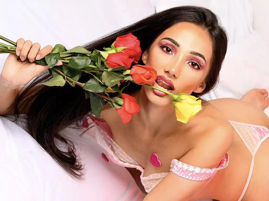 Photos of SarahThomsoon from LiveJasmin is Freechat