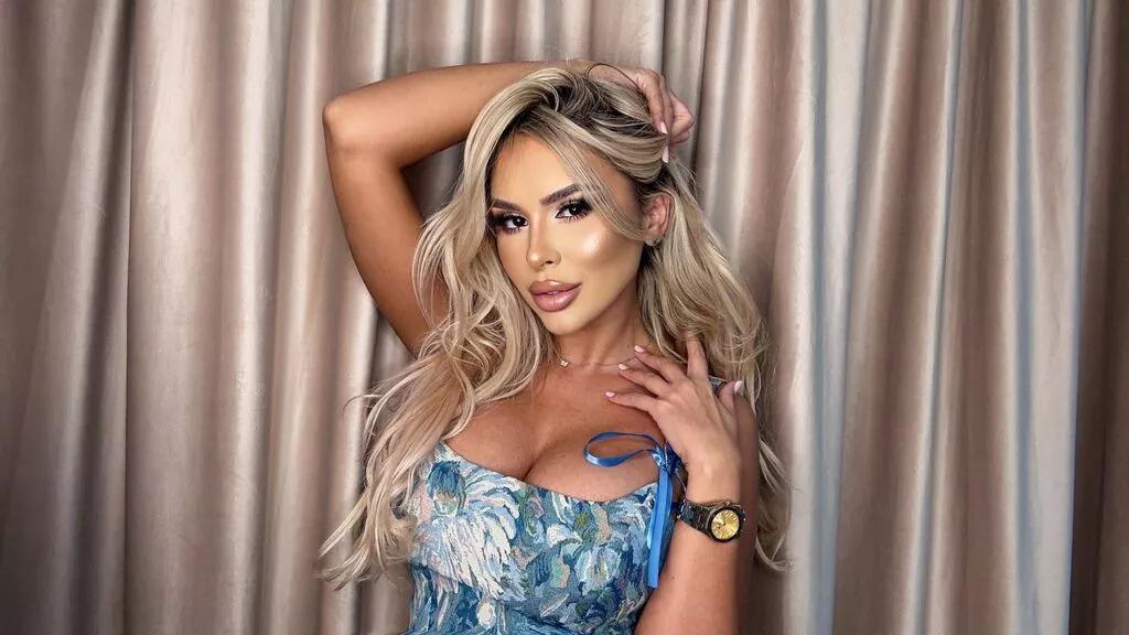 Girls free live sex cams: Check out the satisfaction of typing and cam2cam with our sensual livestreamers, who will teach you all about temptation and desires with their smoking hot physiques.