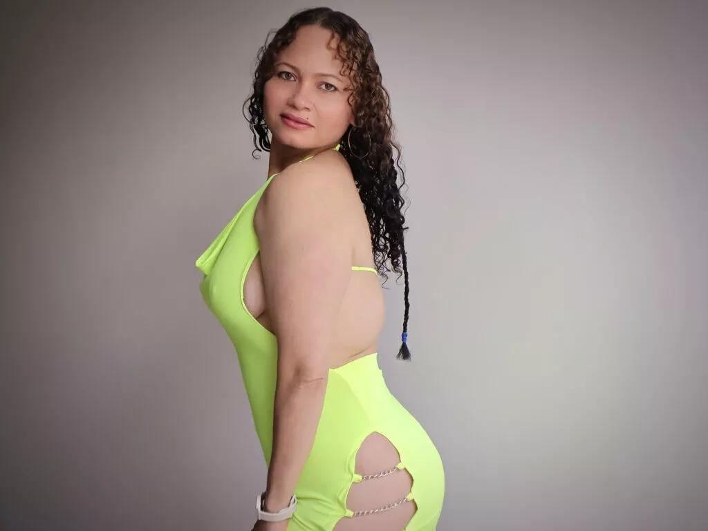 SoniaMacan from LiveJasmin is Freechat