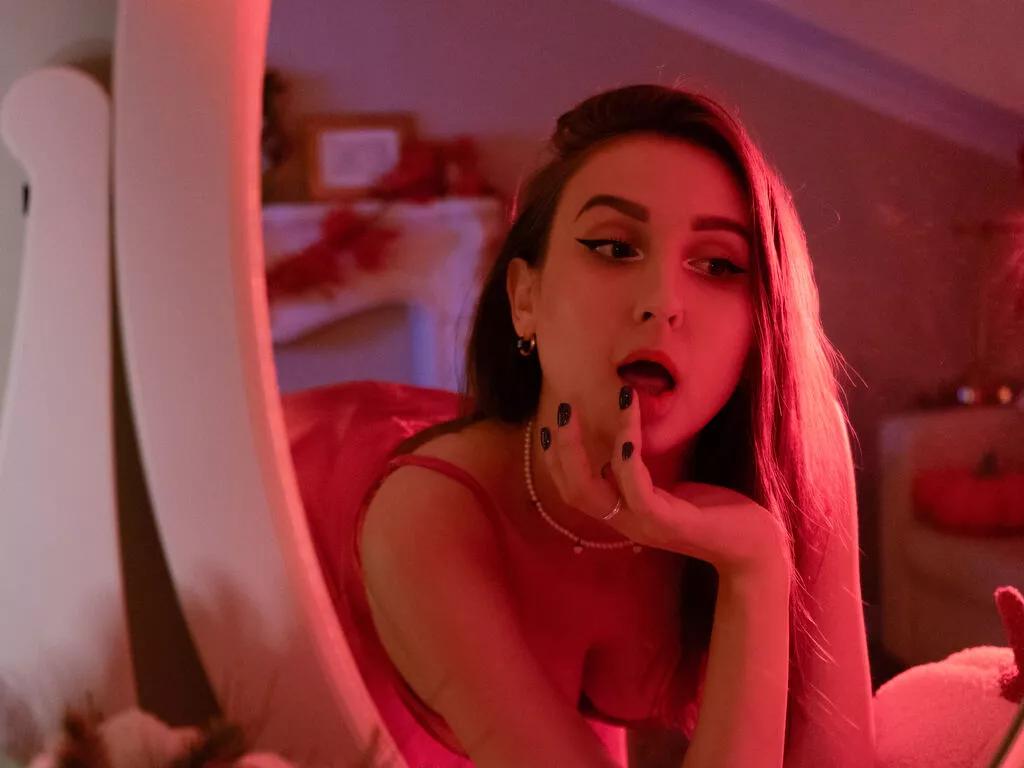 SophieTuckers from LiveJasmin is Freechat