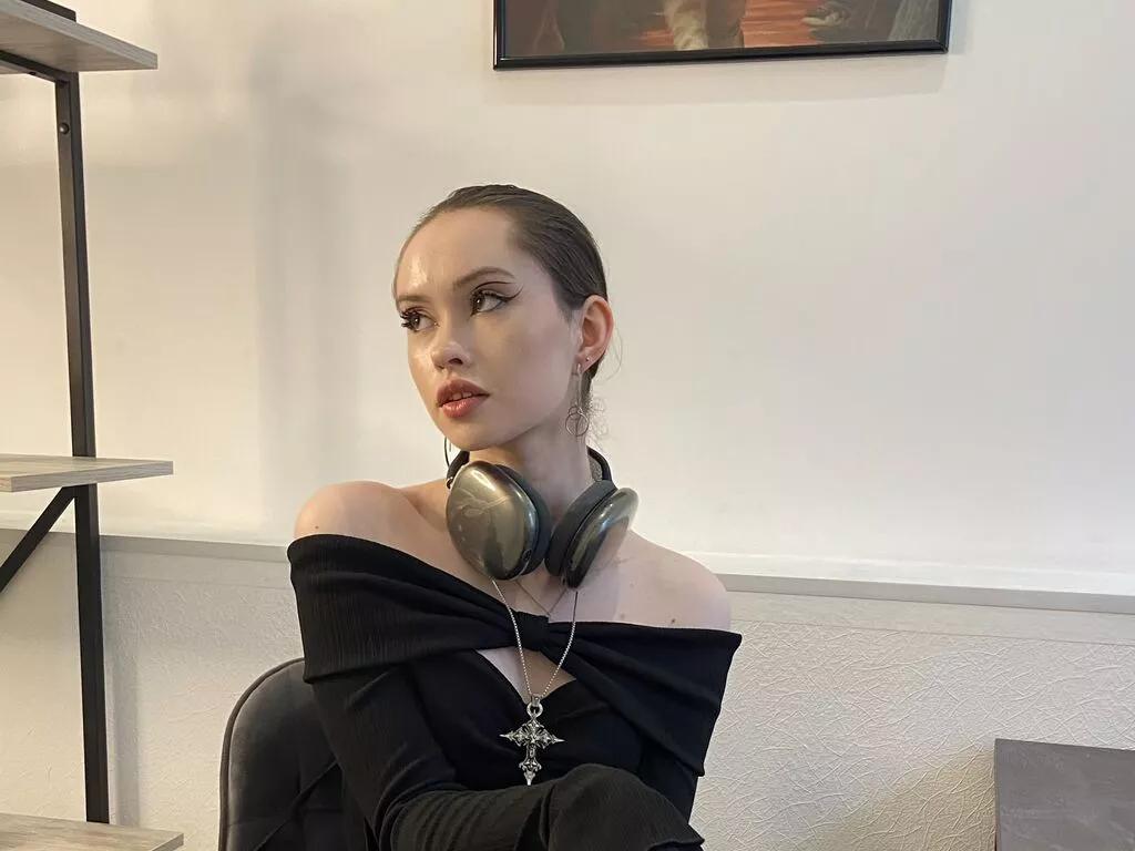 WillenaShake from LiveJasmin is Freechat