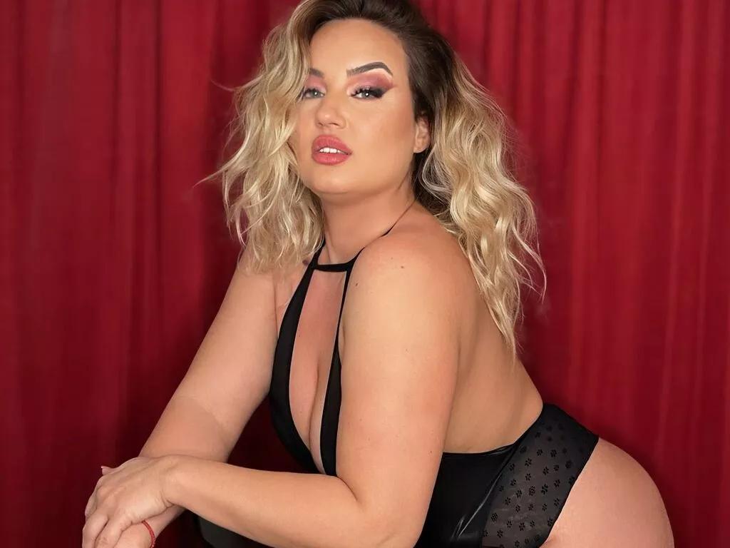 Girls free live sex cams: Check out the satisfaction of typing and cam2cam with our sensual livestreamers, who will teach you all about temptation and desires with their smoking hot physiques.