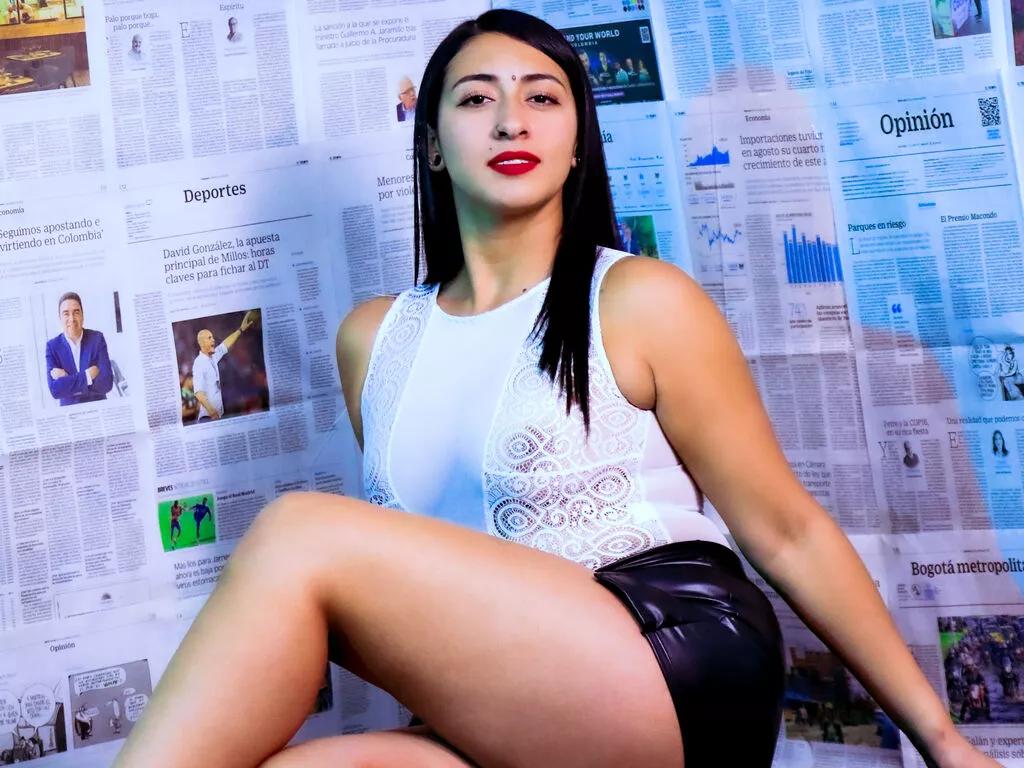 ZaraBenneth from LiveJasmin is Freechat