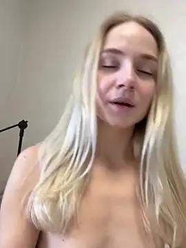 Girls free live sex cams: Check out the satisfaction of typing and cam2cam with our sensual livestreamers, who will teach you all about temptation and desires with their smoking hot physiques.